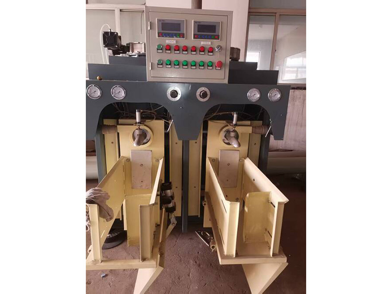 推袋包裝機(jī)